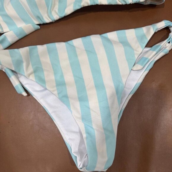 Calzedonia Cobby Blue Stripe Bikini Size Small? See Measurements Adjustable - Picture 8 of 9